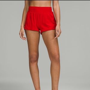 Lululemon Hotty Hot Shorts. Never worn, size 6